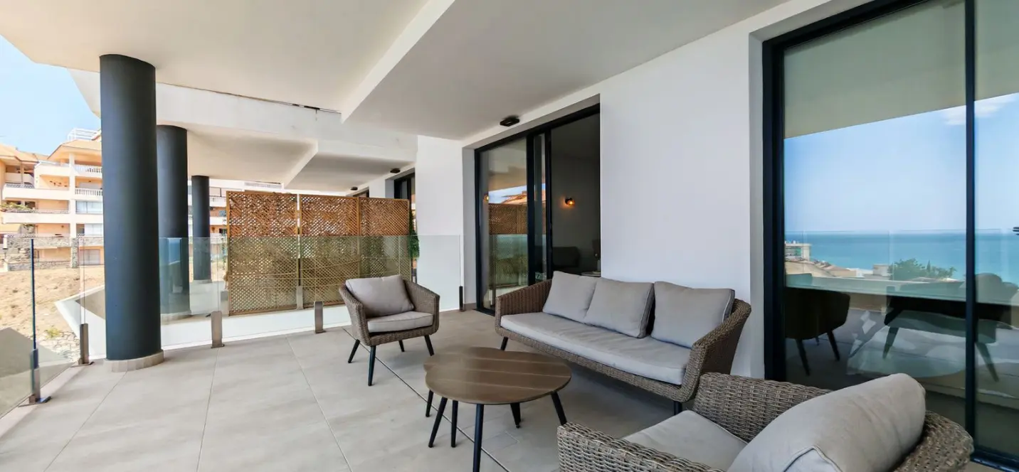 Venta de apartamento en planta media en Fuengirola 3