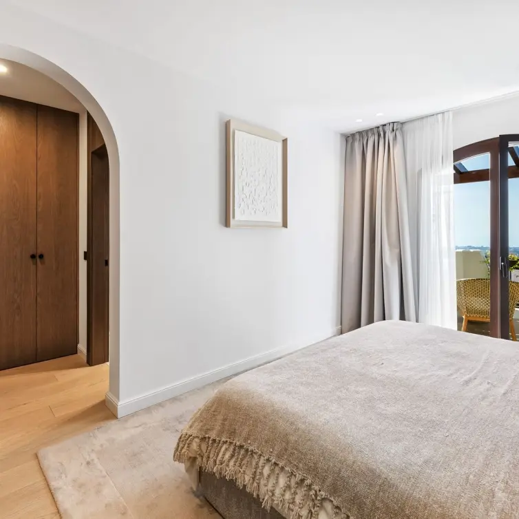 Sale of townhouse in Benahavís