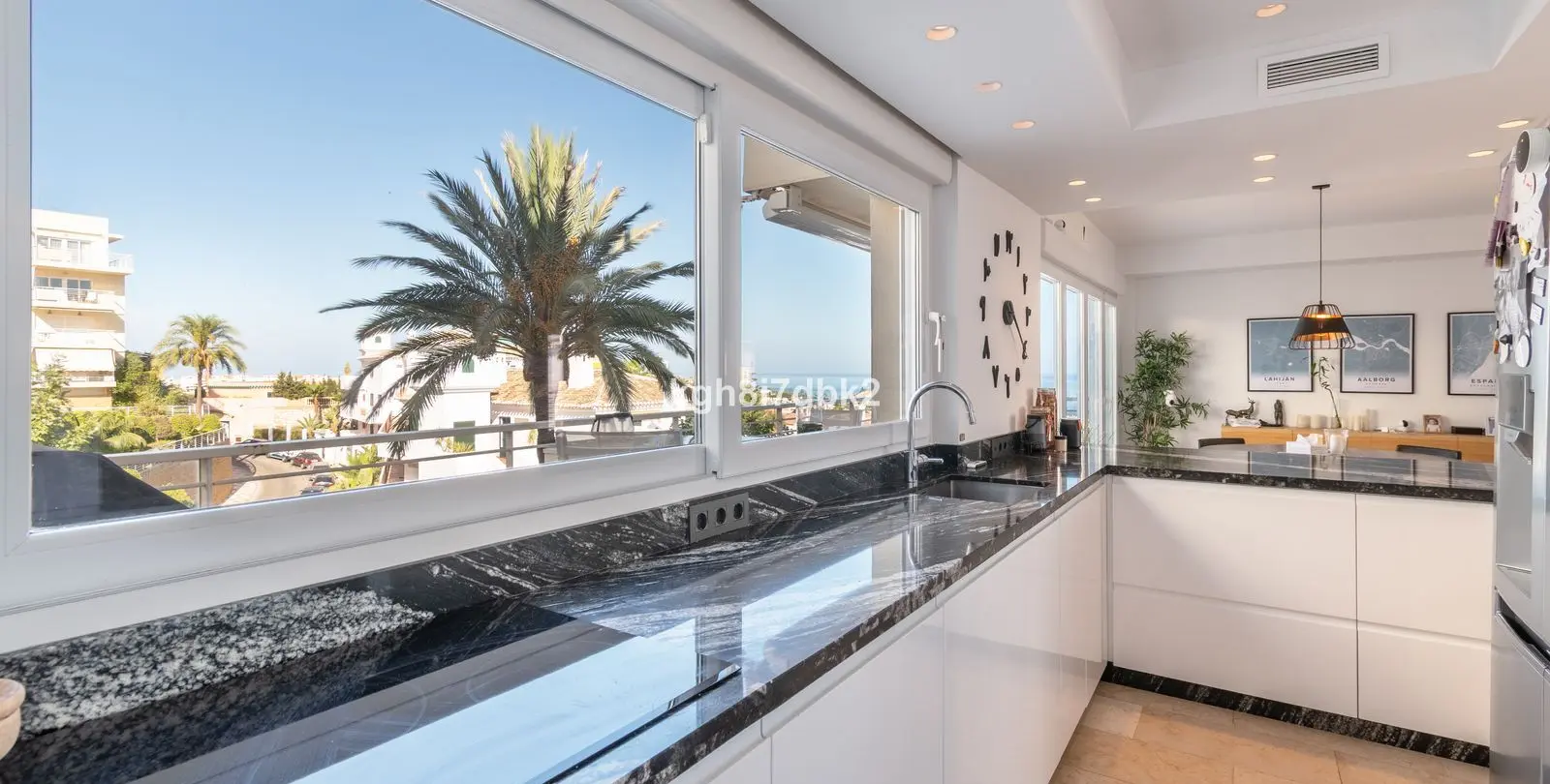Продажа апартаментов на среднем этаже в Benalmadena 14