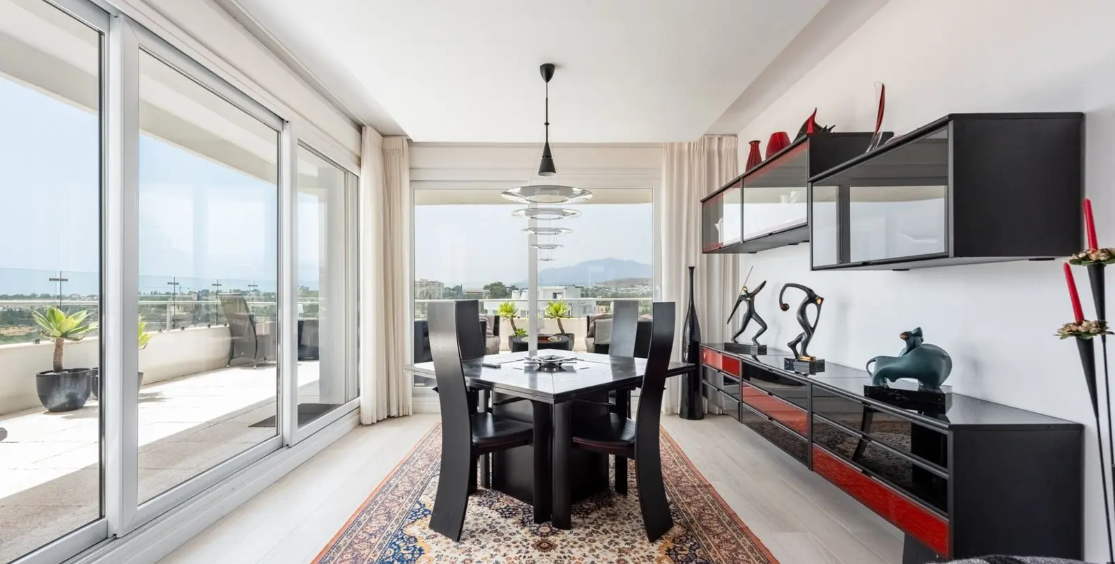 Sale of middle floor apartment in Guadalmina Alta 7