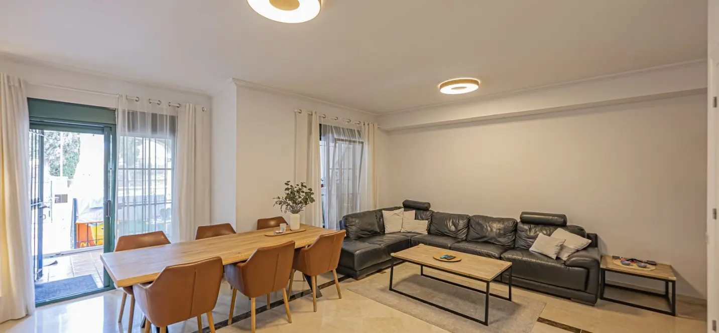Sale of townhouse in Nagüeles 4
