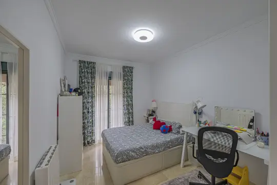 Image 7 thumb