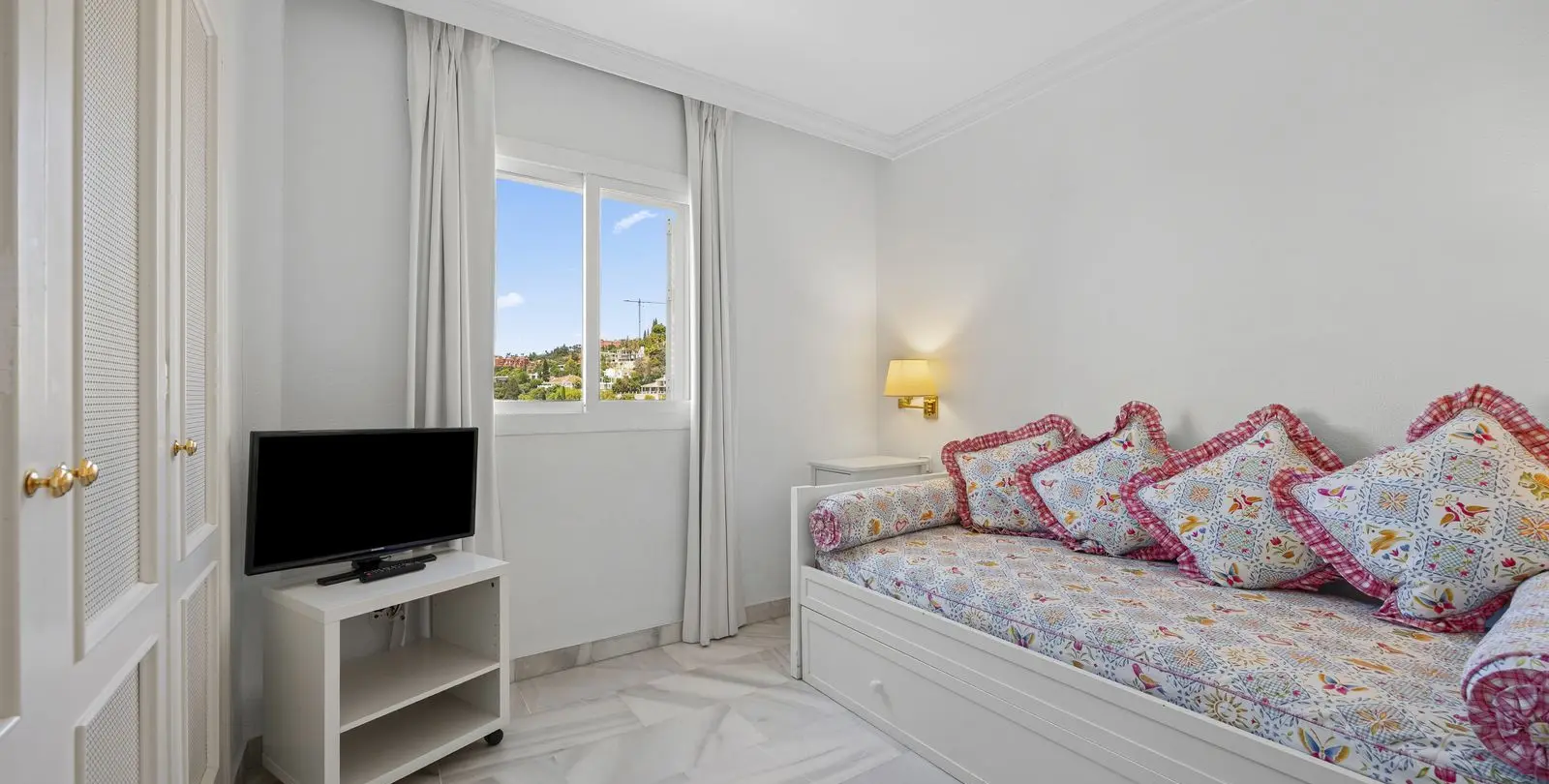 Sale of townhouse in La Quinta 10