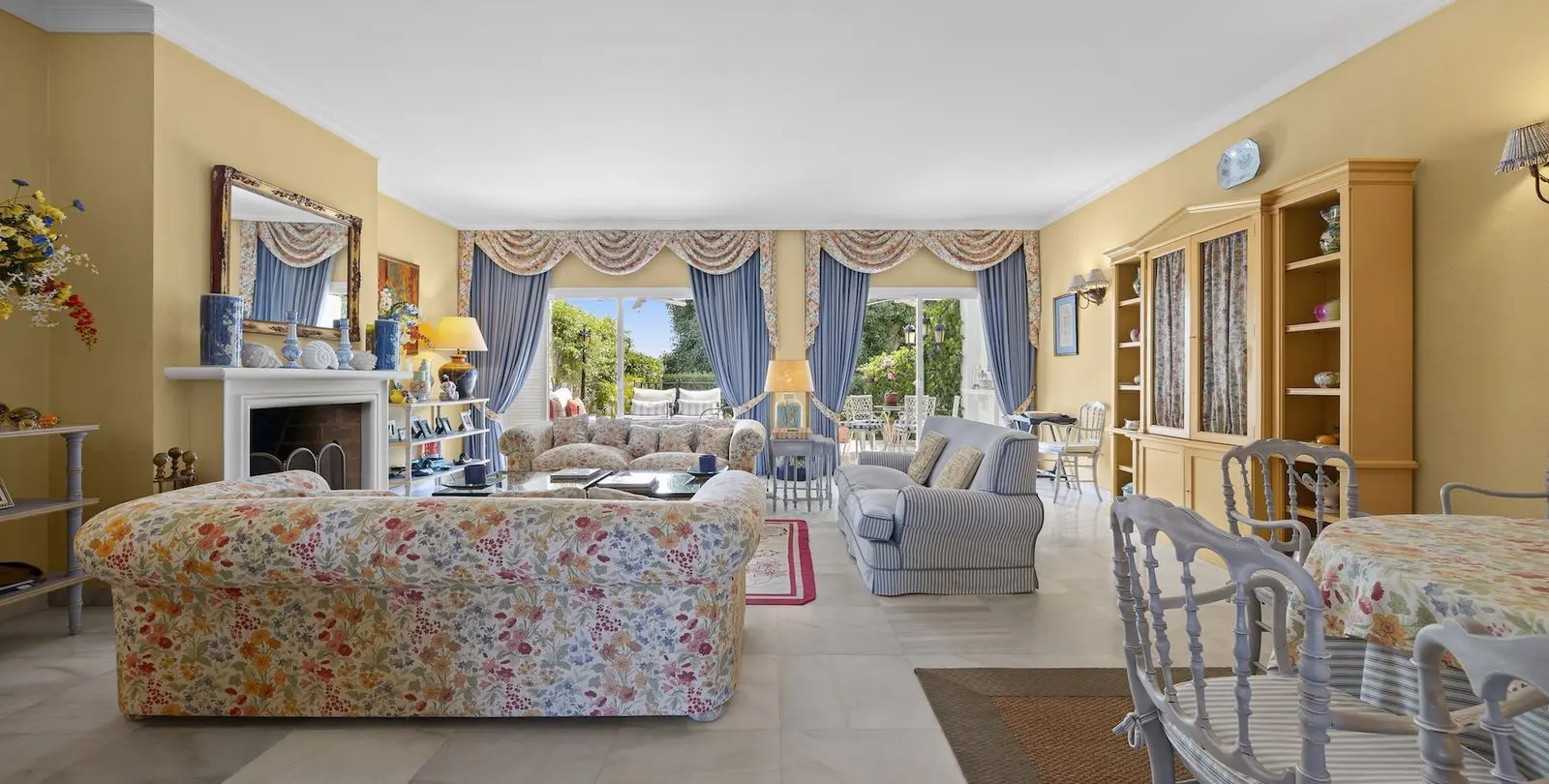 Sale of townhouse in La Quinta 12