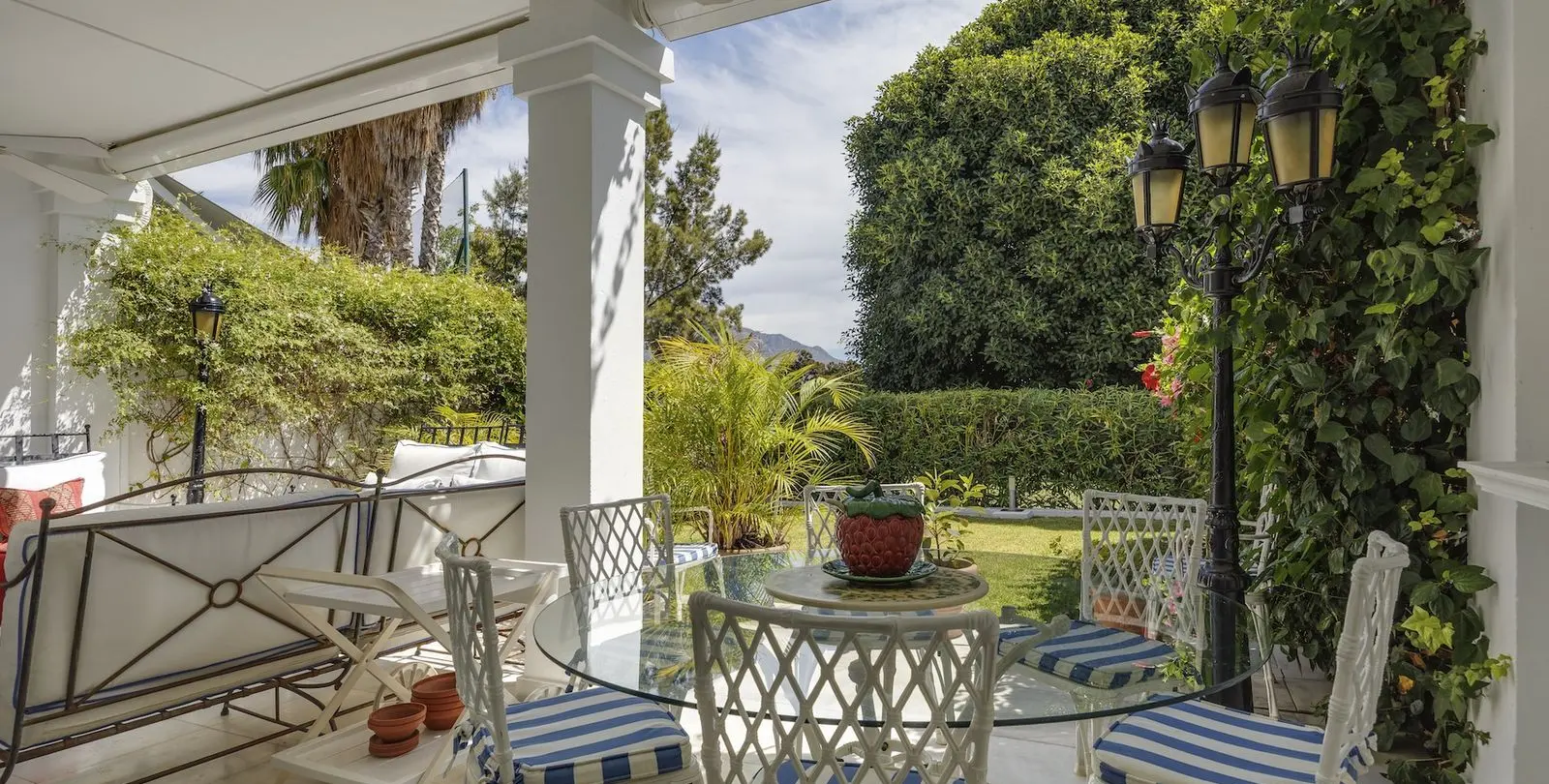 Sale of townhouse in La Quinta 28