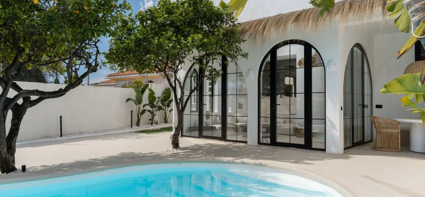 Продажа  отдельно стоящей виллы в El Pinillo 1