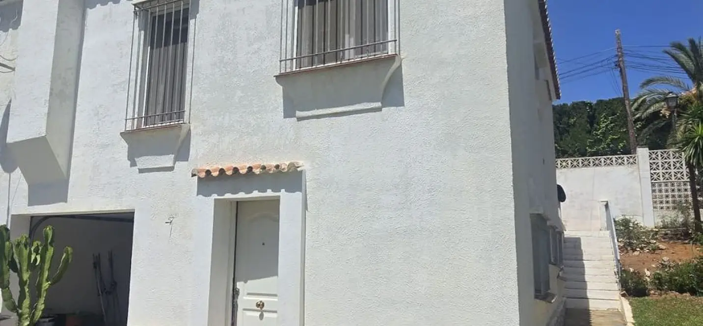 Sale of detached villa in Marbesa 4