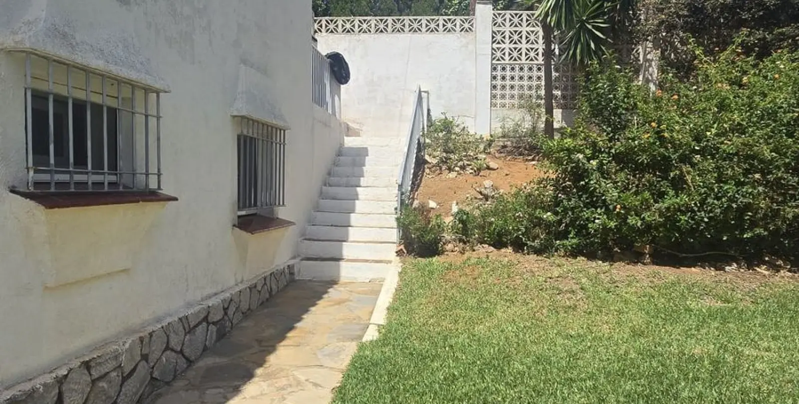 Sale of detached villa in Marbesa 6