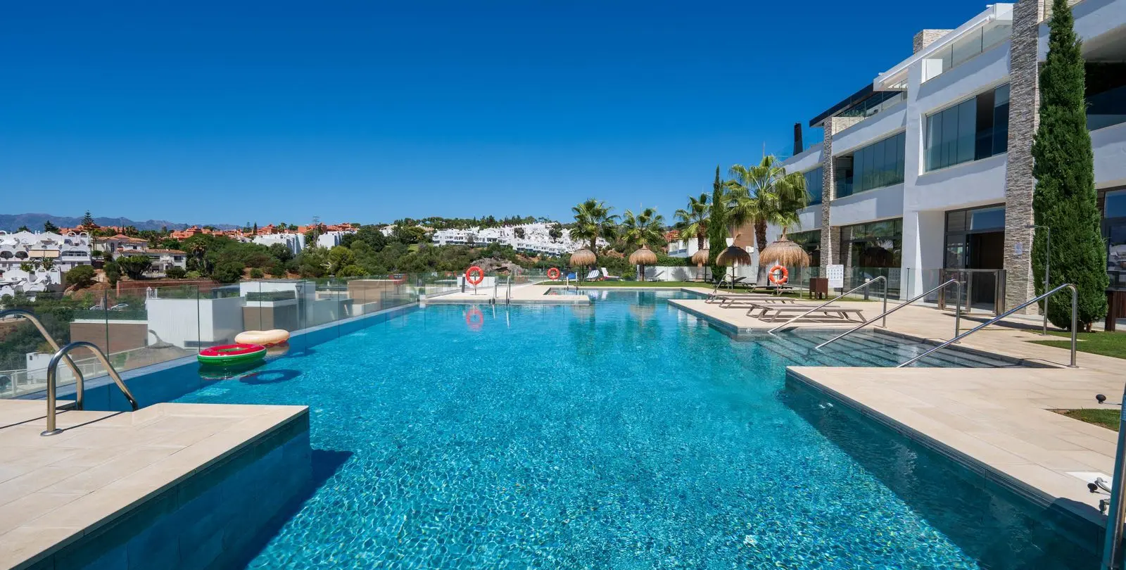 Sale of duplex in Cabopino 36