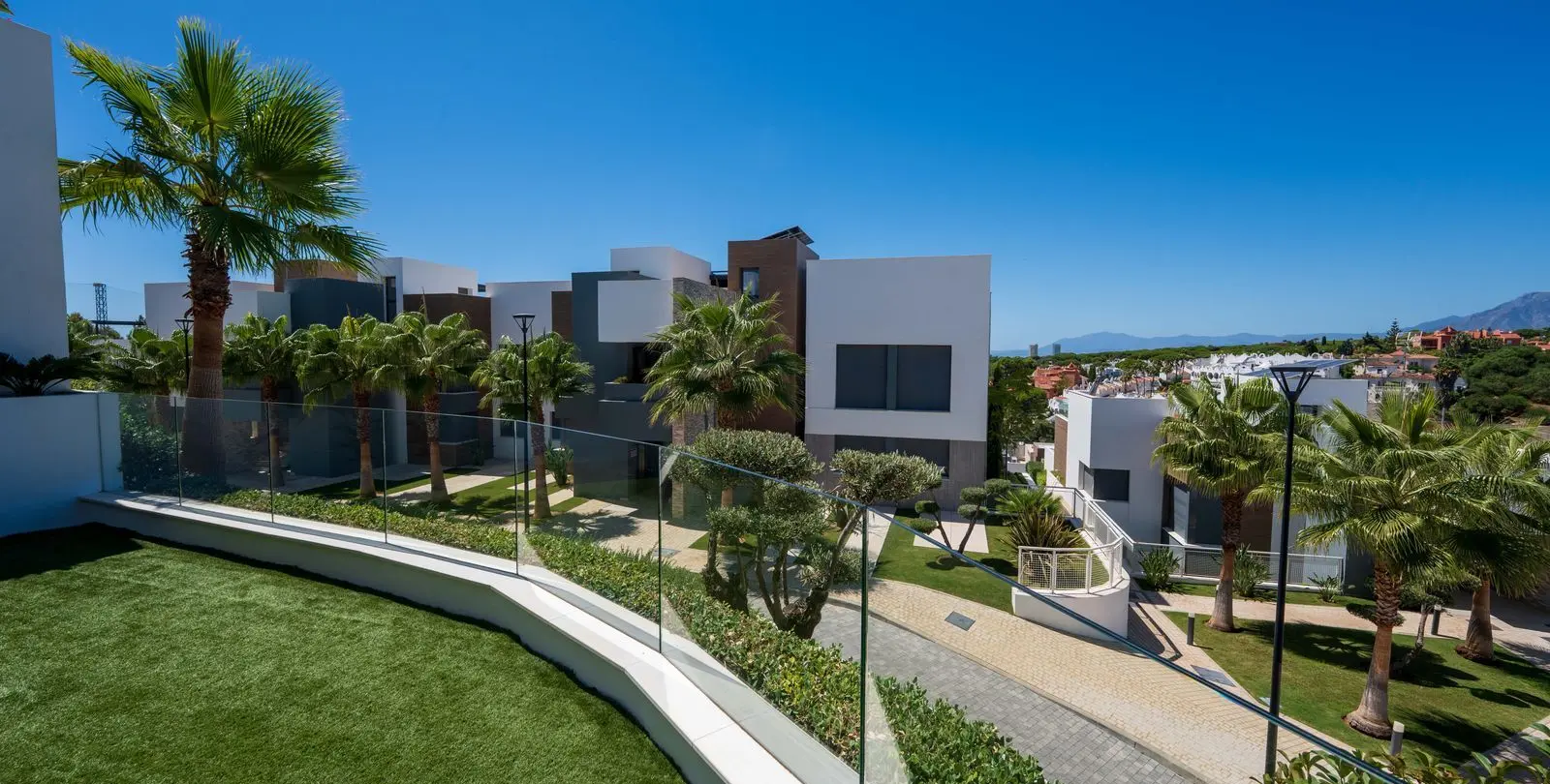 Sale of duplex in Cabopino 53