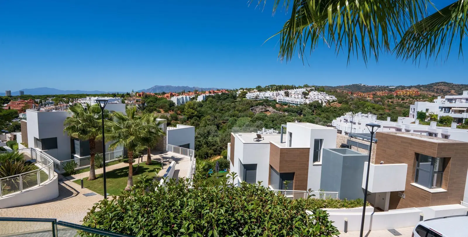 Sale of duplex in Cabopino 55