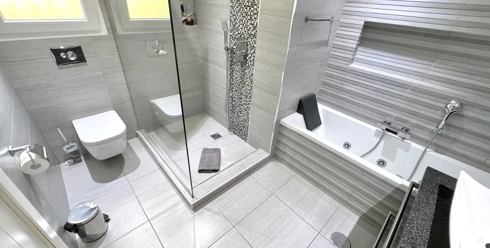 Sale of detached villa in Sierrezuela 14