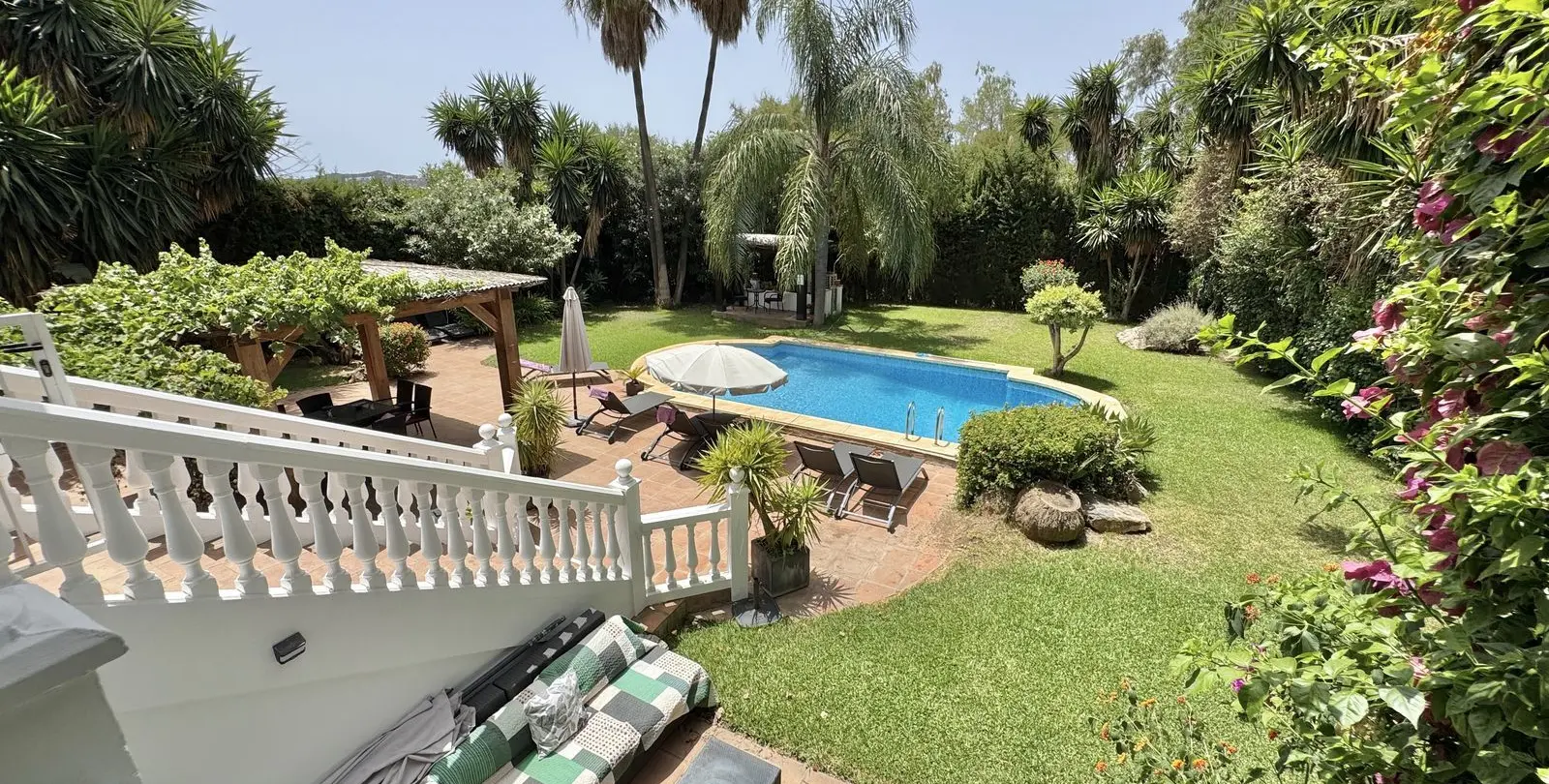 Sale of detached villa in Sierrezuela 19