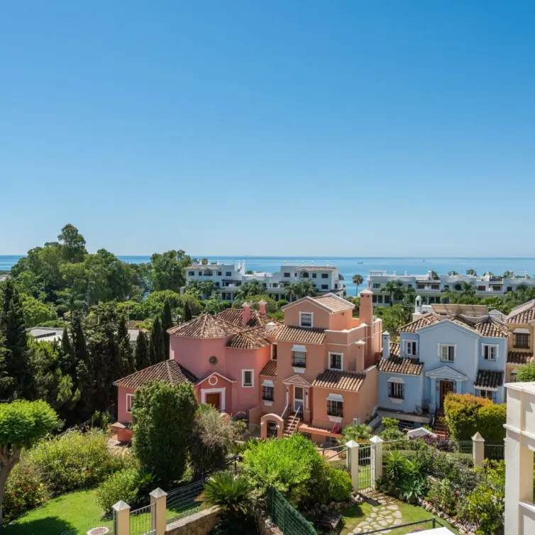 Venta de villa independiente en Estepona