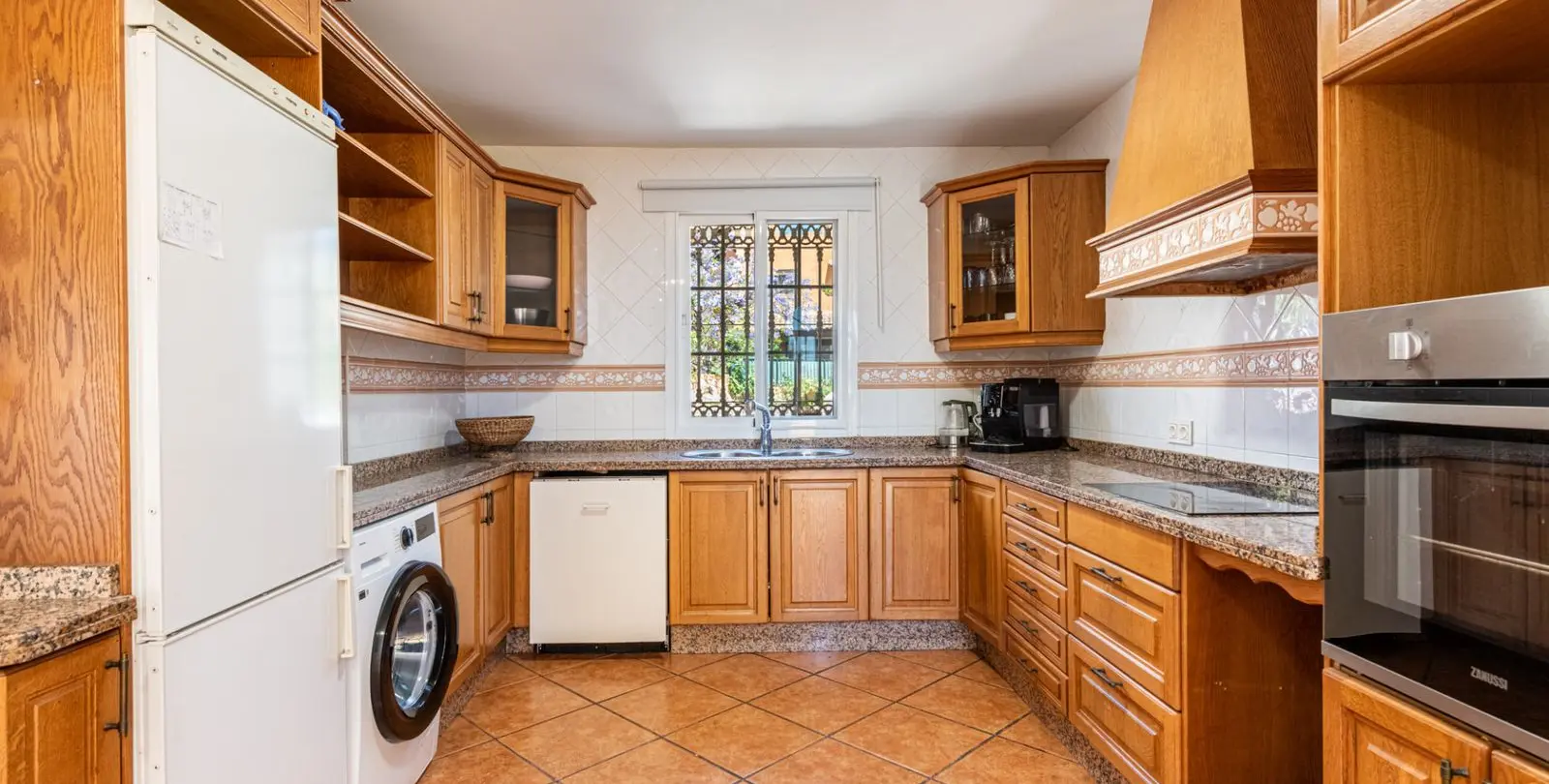 Venta de villa independiente en Estepona 9