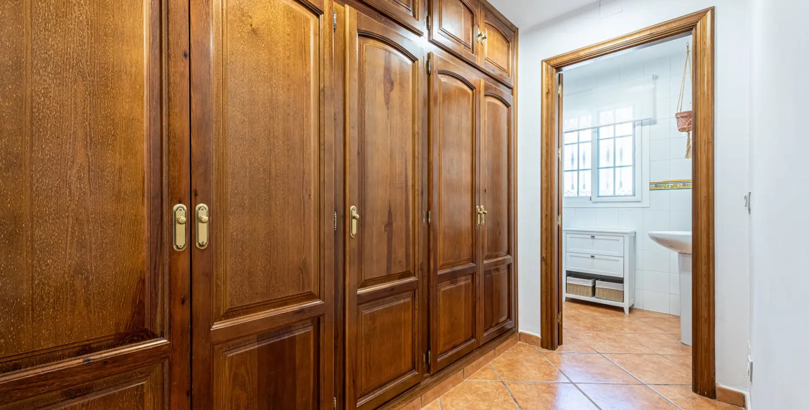 Venta de villa independiente en Estepona 11