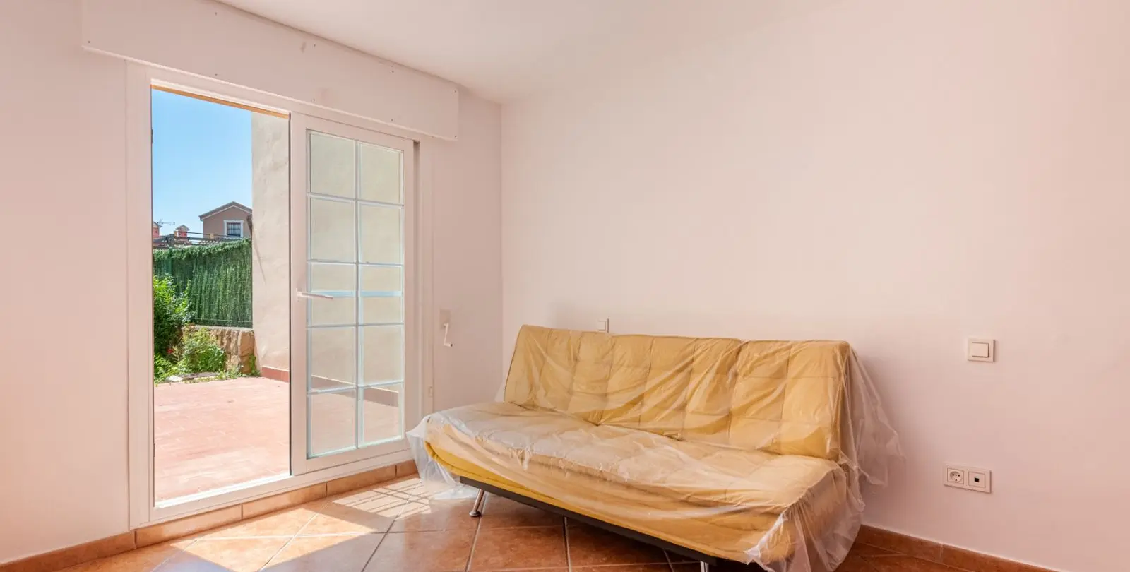 Venta de villa independiente en Estepona 28