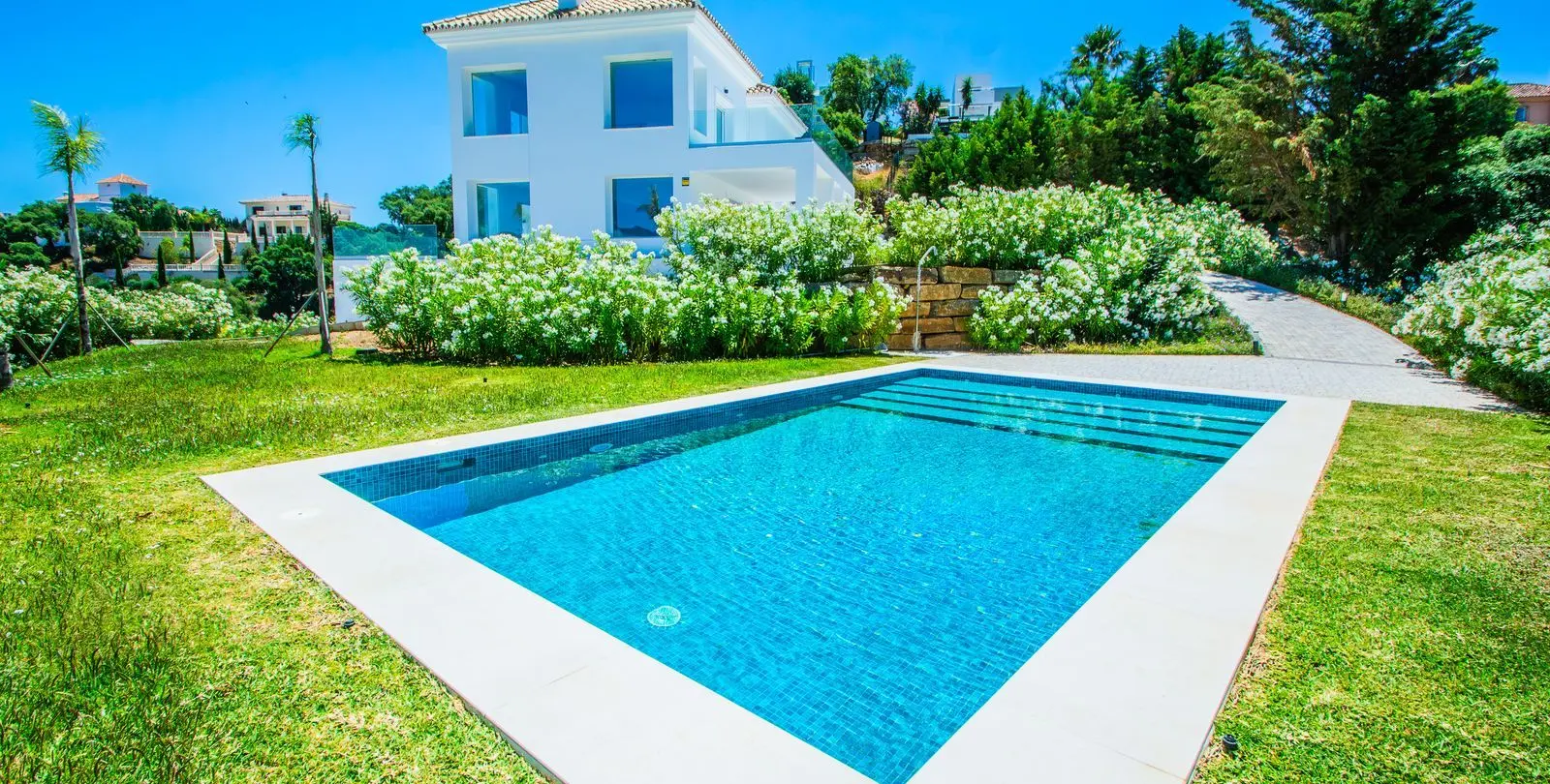 Venta de villa independiente en La Mairena 12