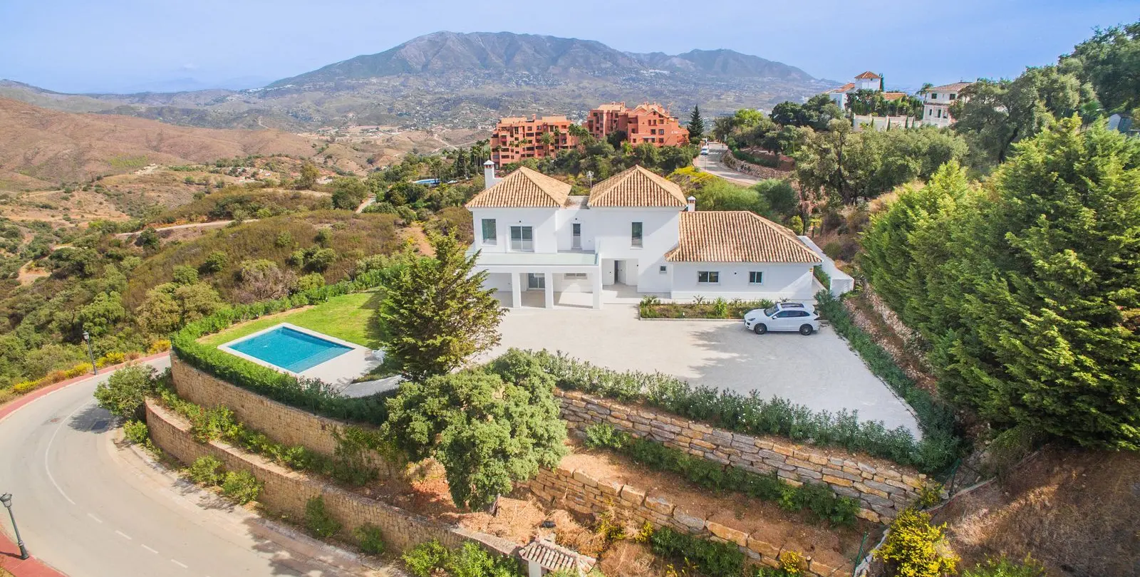 Venta de villa independiente en La Mairena 40