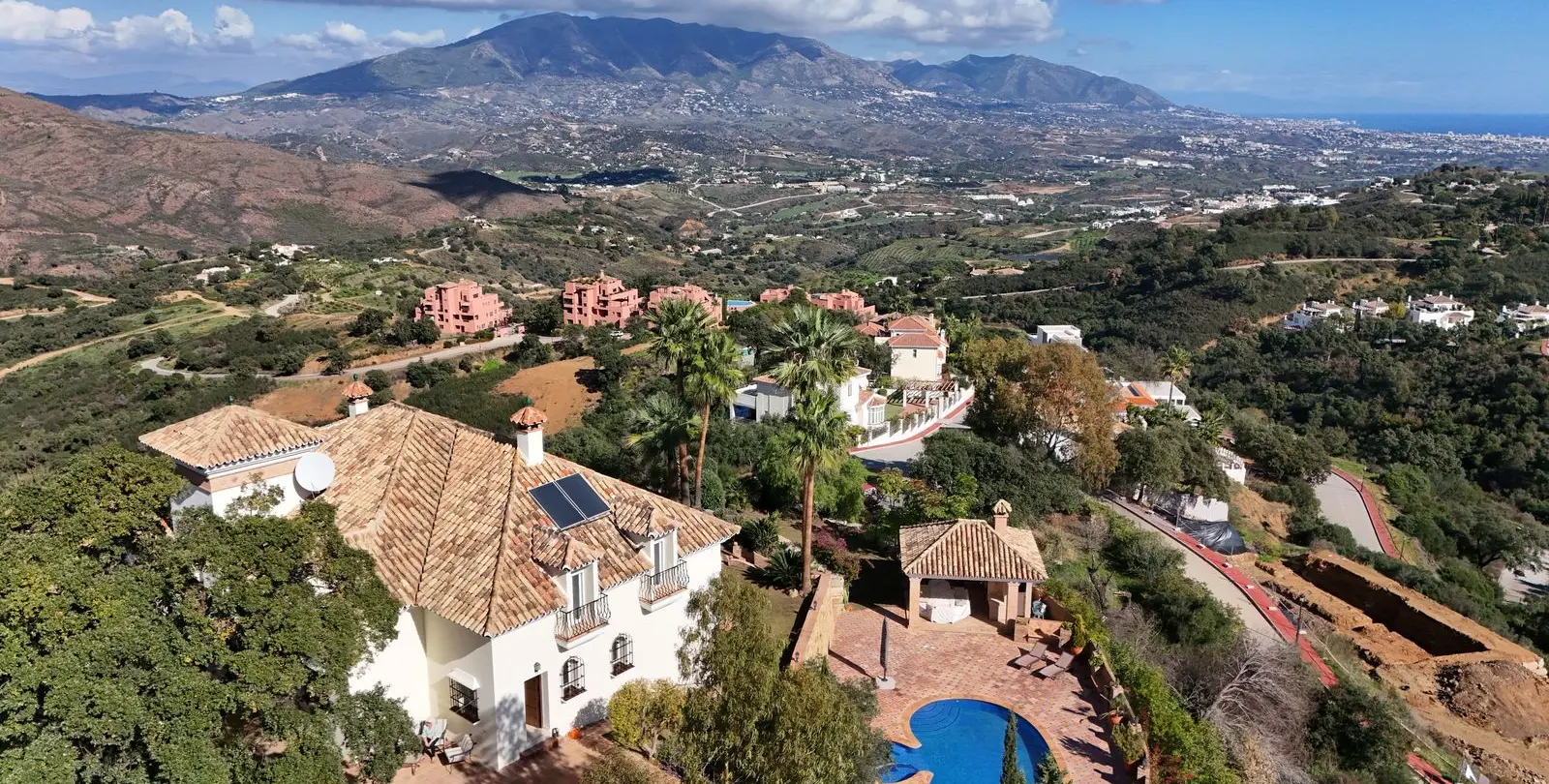 Venta de villa independiente en La Mairena 12