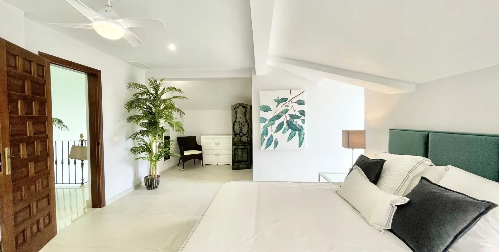 Venta de villa independiente en La Mairena 27