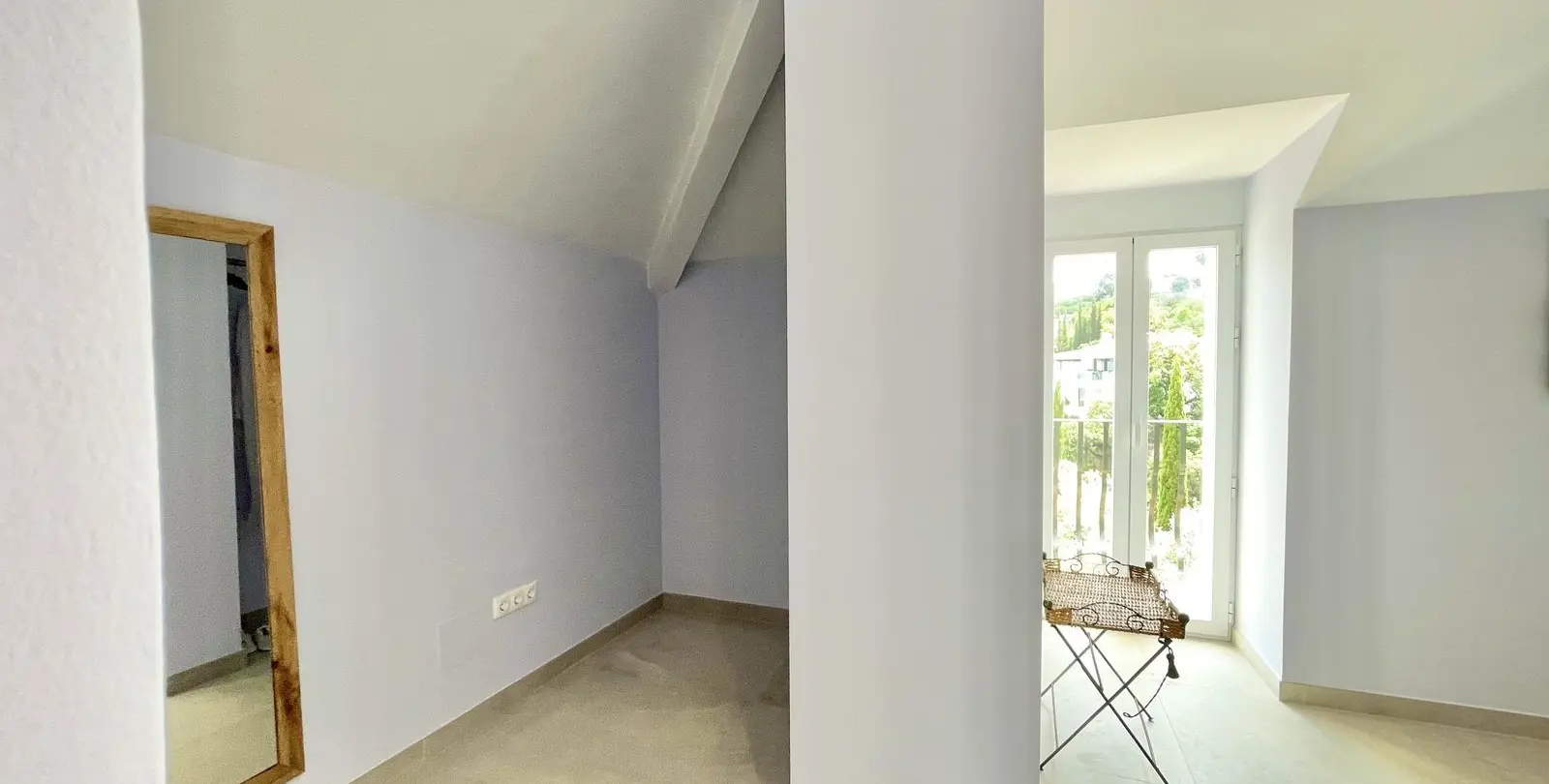 Venta de villa independiente en La Mairena 36