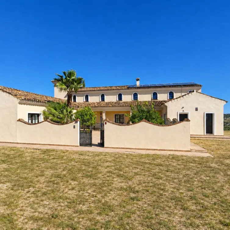 Продажа финки в Casares