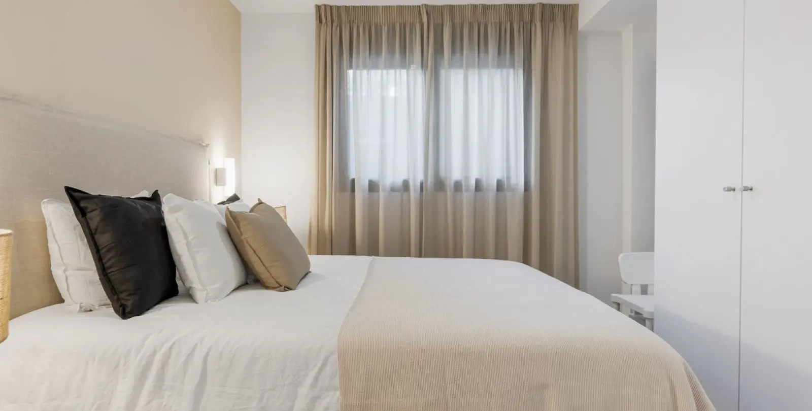 Long-term rent of ground floor apartment in Cancelada 18