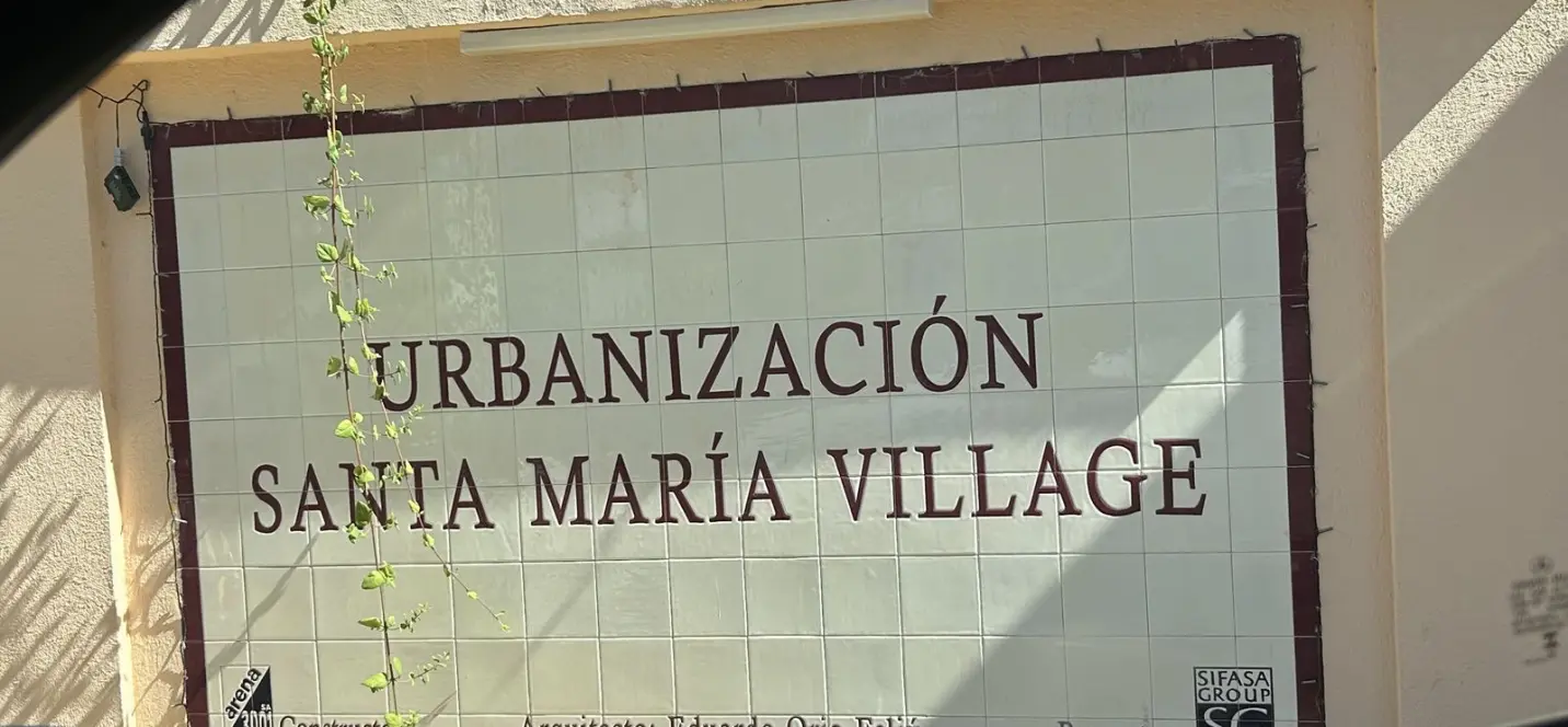 Sale of ground floor apartment in Elviria 2