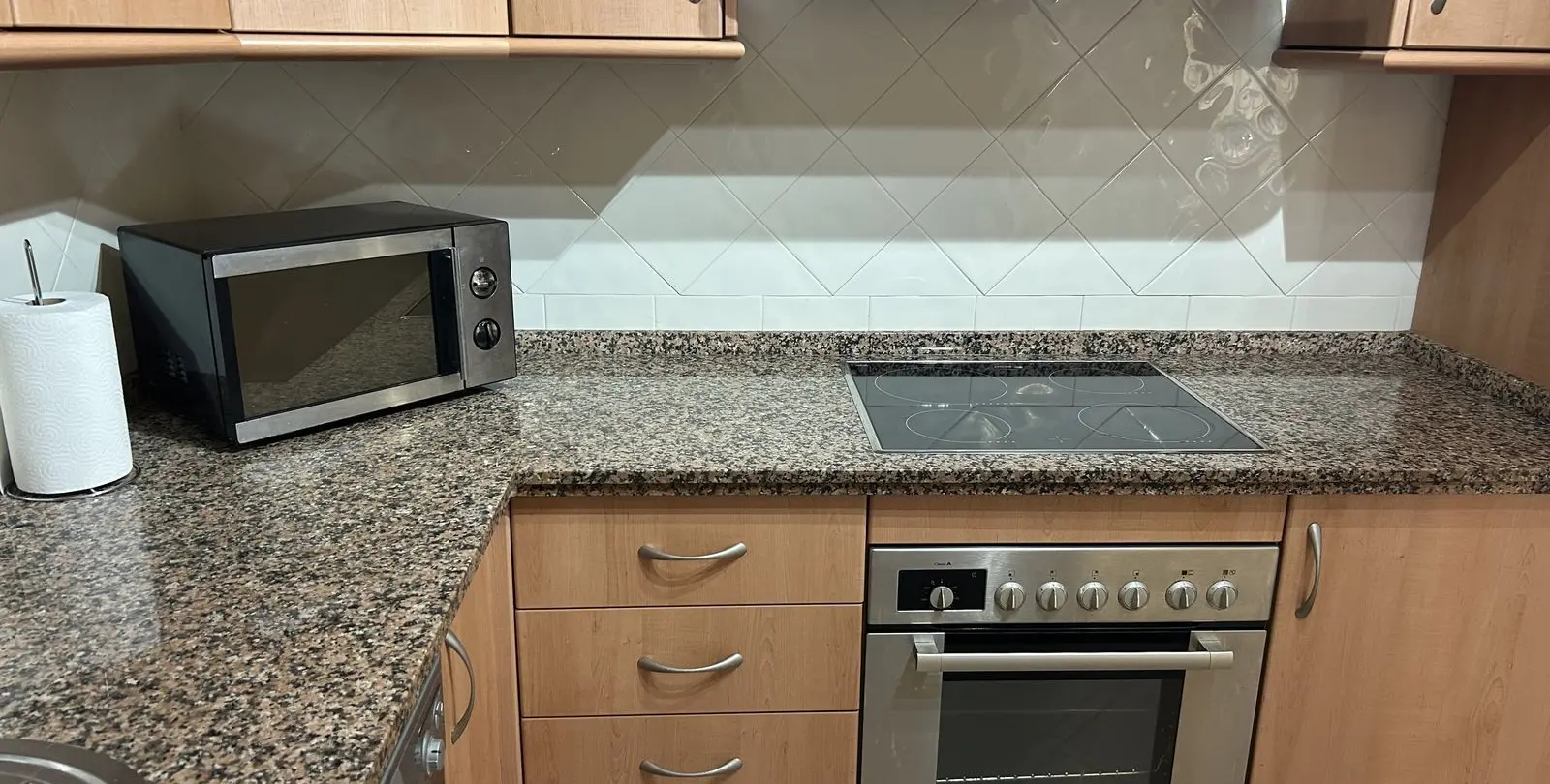 Sale of ground floor apartment in Elviria 8