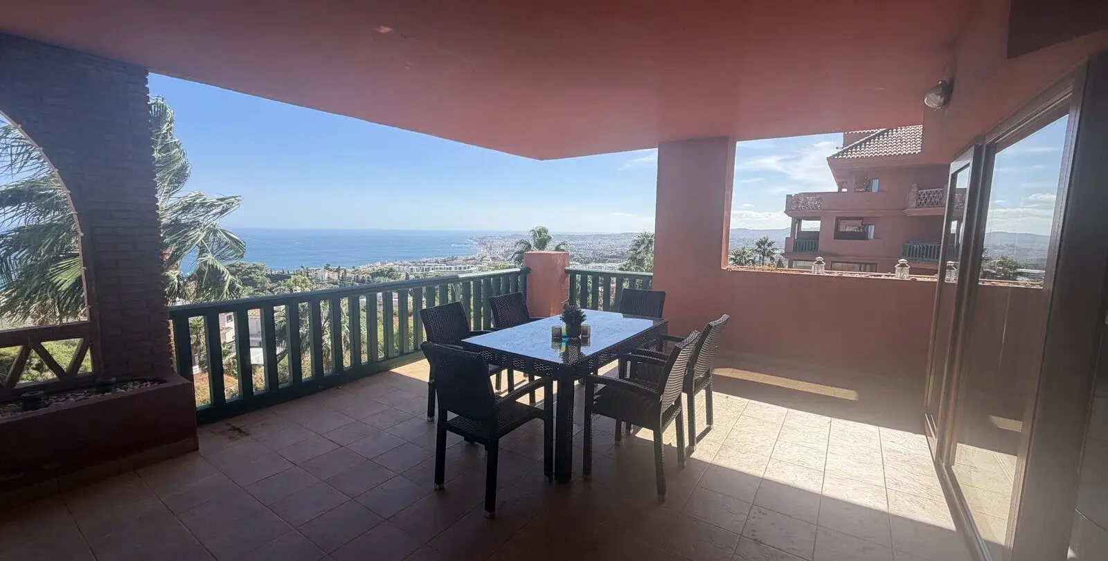 Venta de apartamento en planta media en Higueron 4