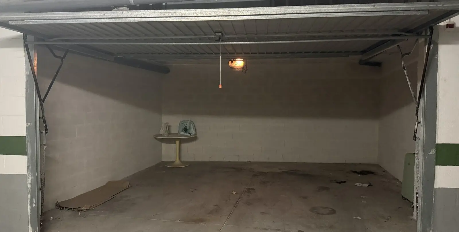 Venta de apartamento en planta media en Higueron 30