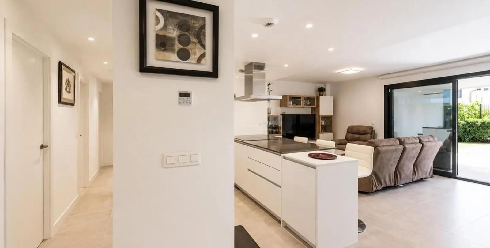 Venta de apartamento en planta baja en Selwo 3