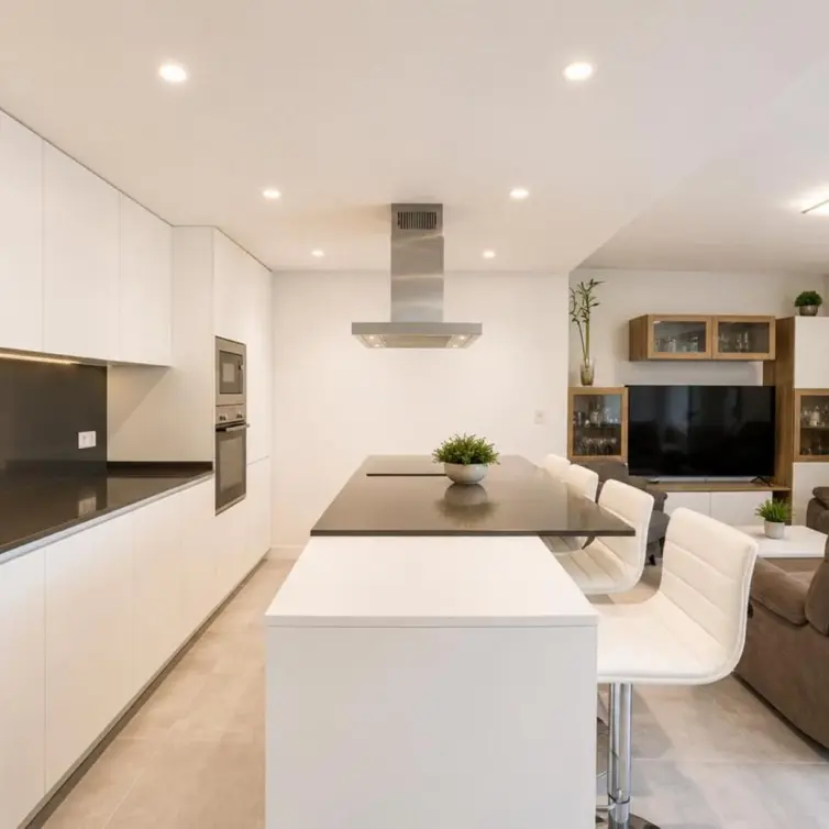 Venta de apartamento en planta baja en Selwo