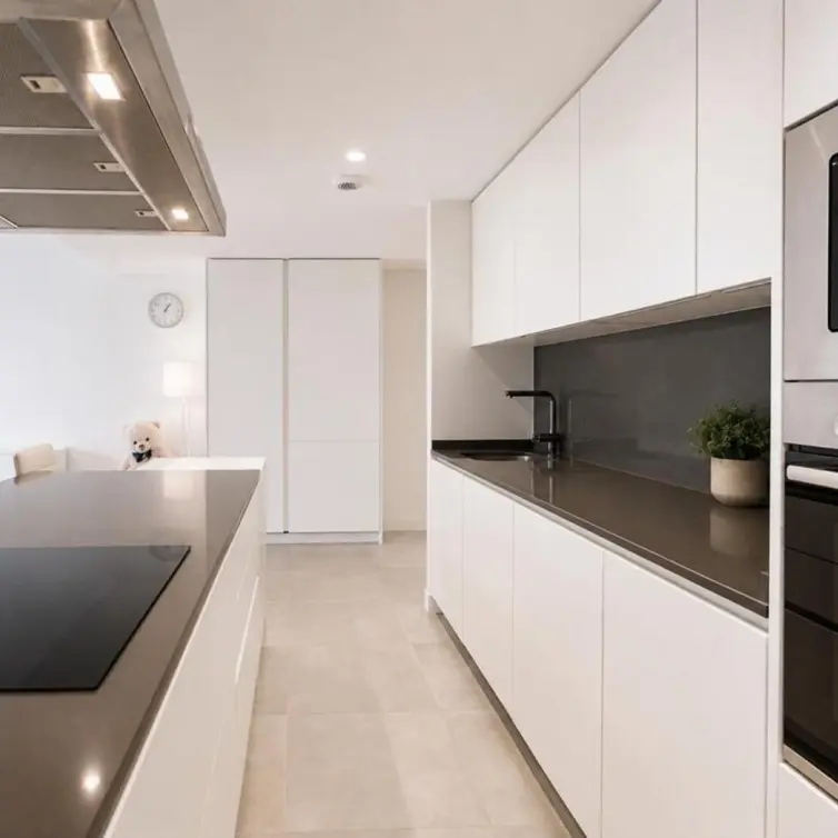 Venta de apartamento en planta baja en Selwo