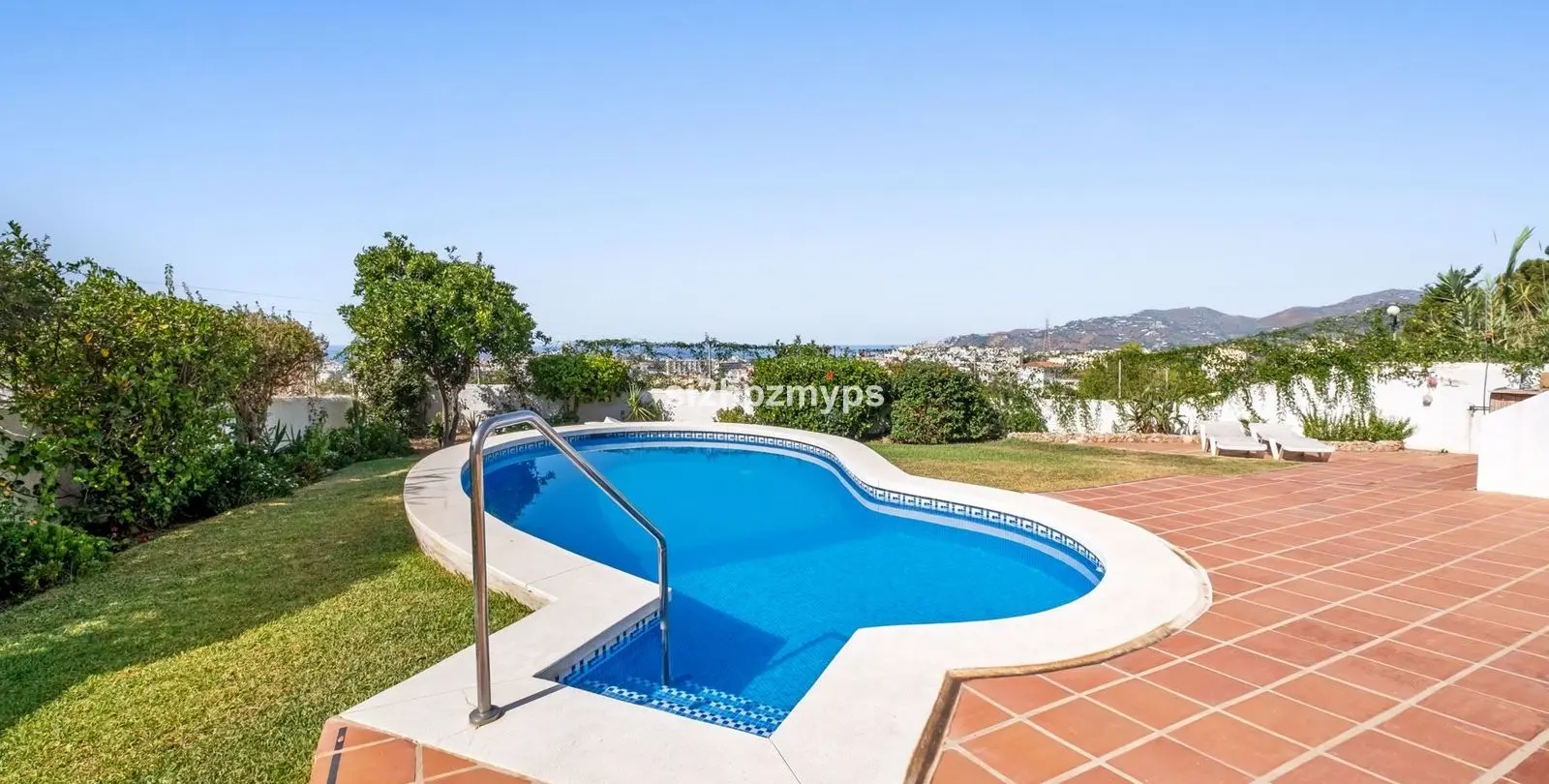 Venta de villa independiente en Nerja 15