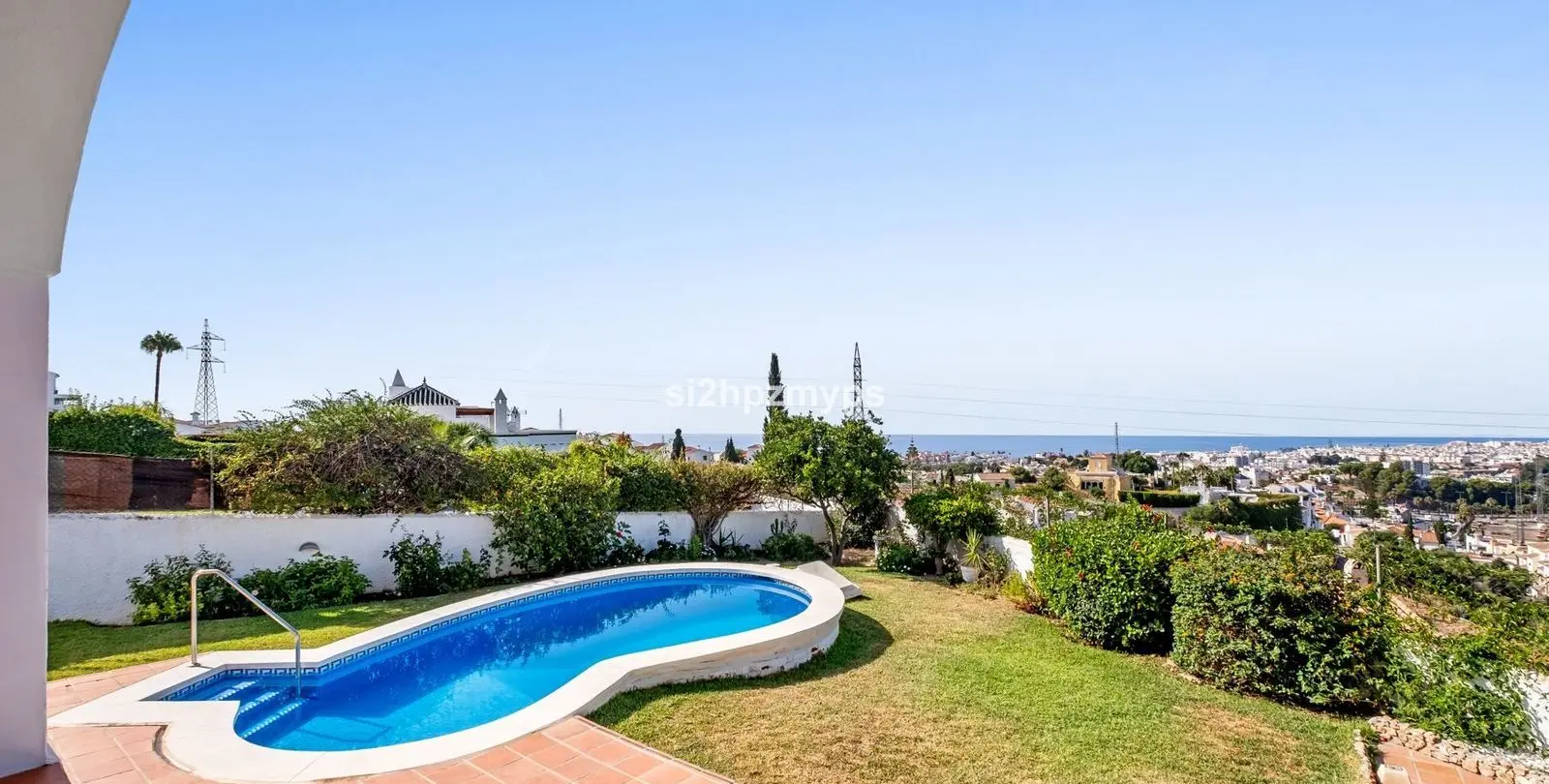 Venta de villa independiente en Nerja 20