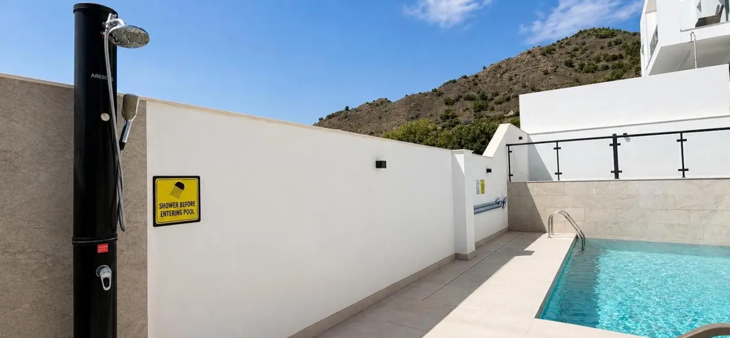 Venta de villa independiente en Nerja 3