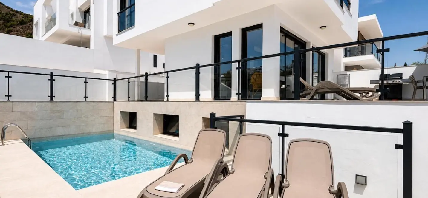 Venta de villa independiente en Nerja 4