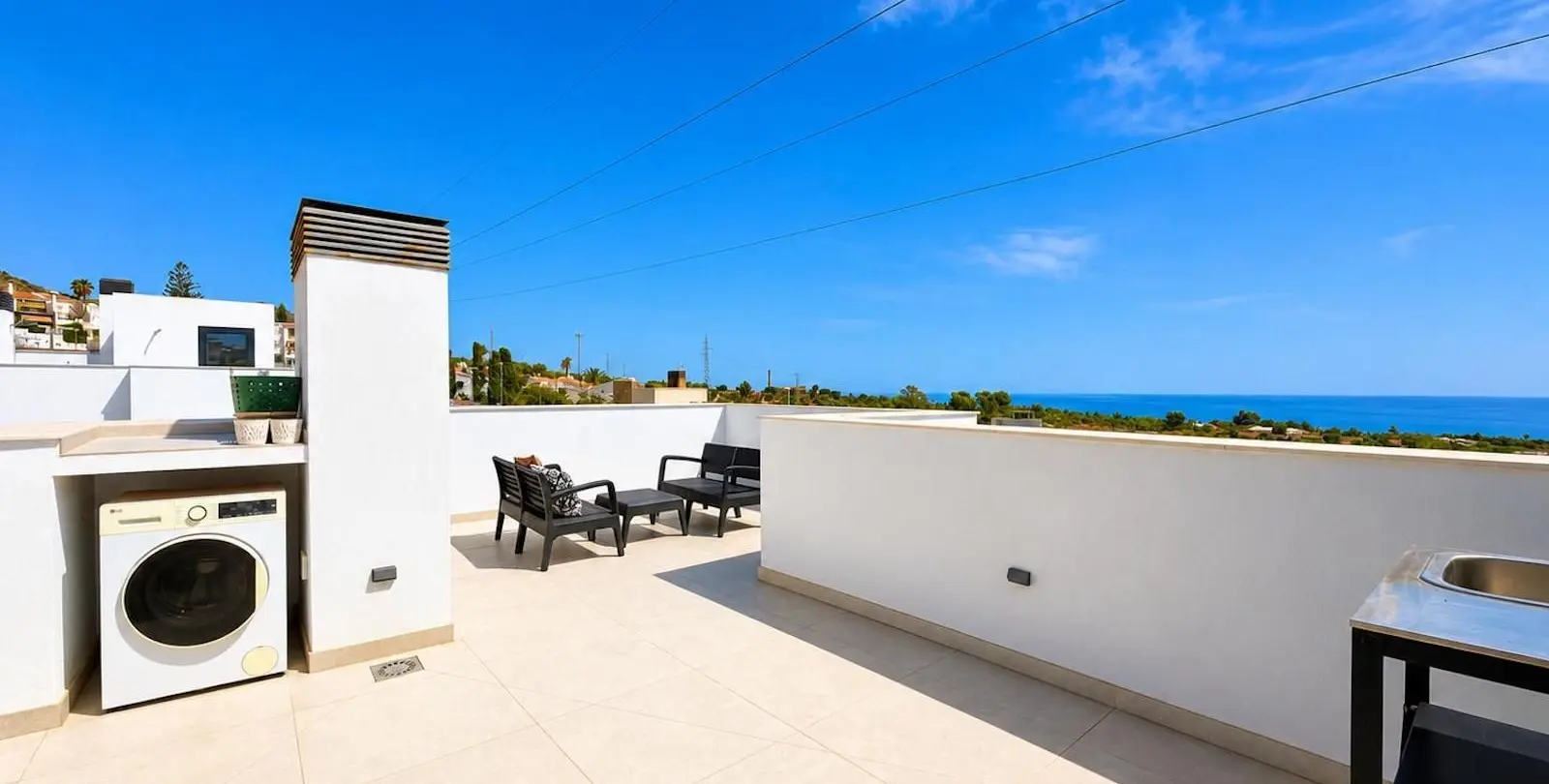 Sale of detached villa in Nerja 30
