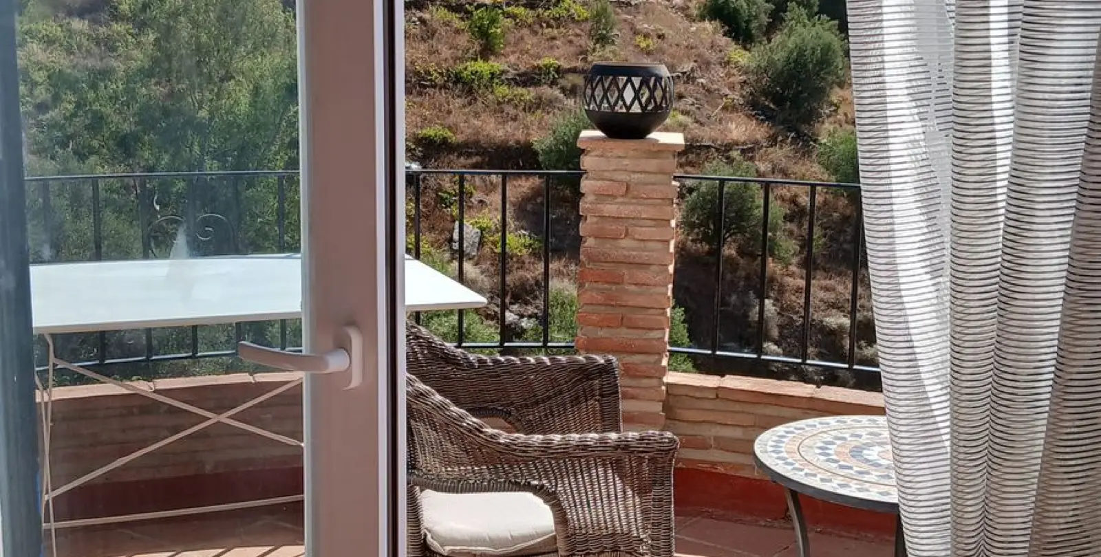Venta de finca - cortijo en Sayalonga 21