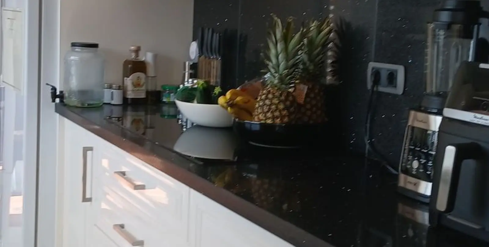 Venta de finca - cortijo en Sayalonga 32