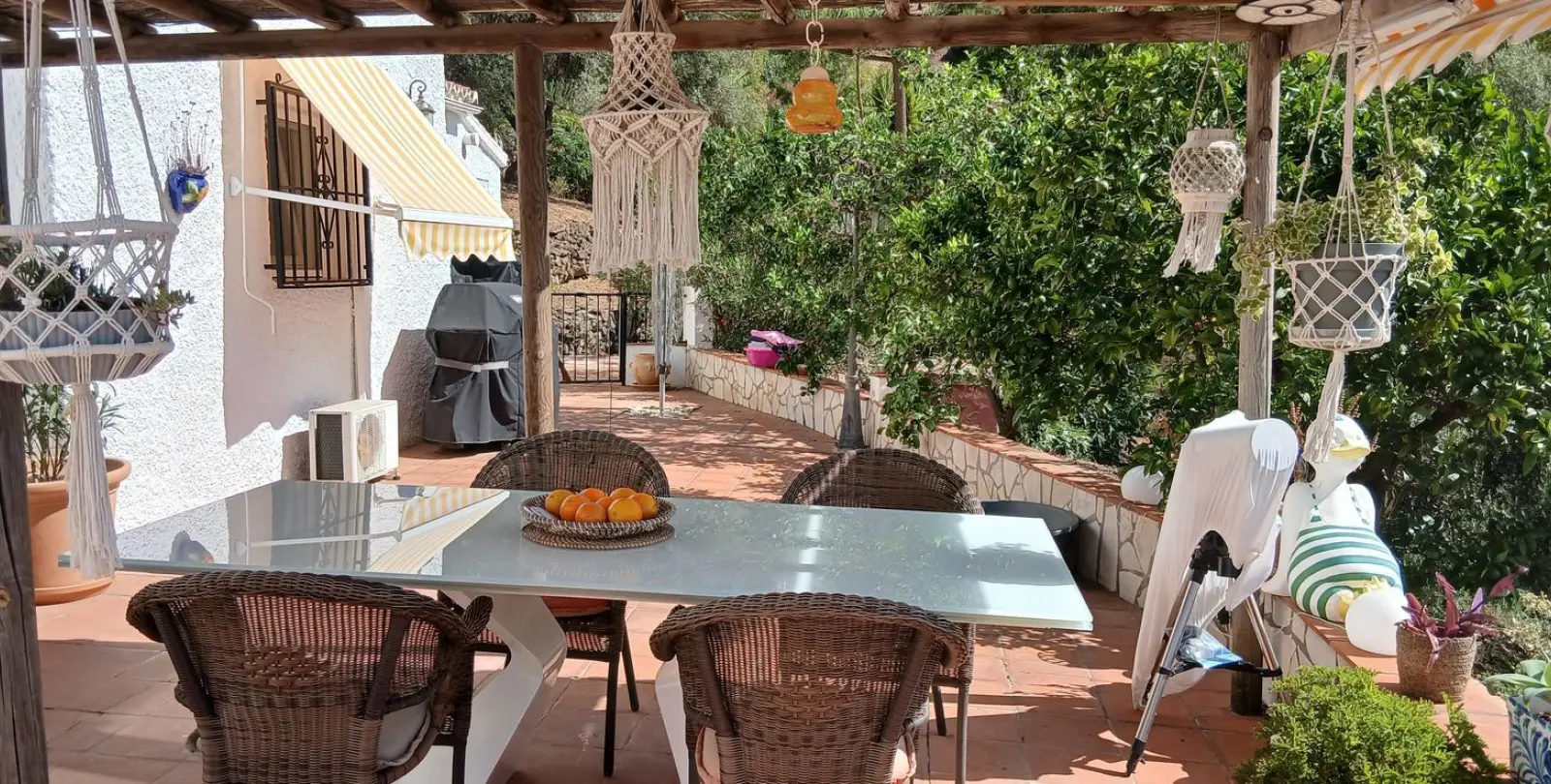 Venta de finca - cortijo en Sayalonga 53