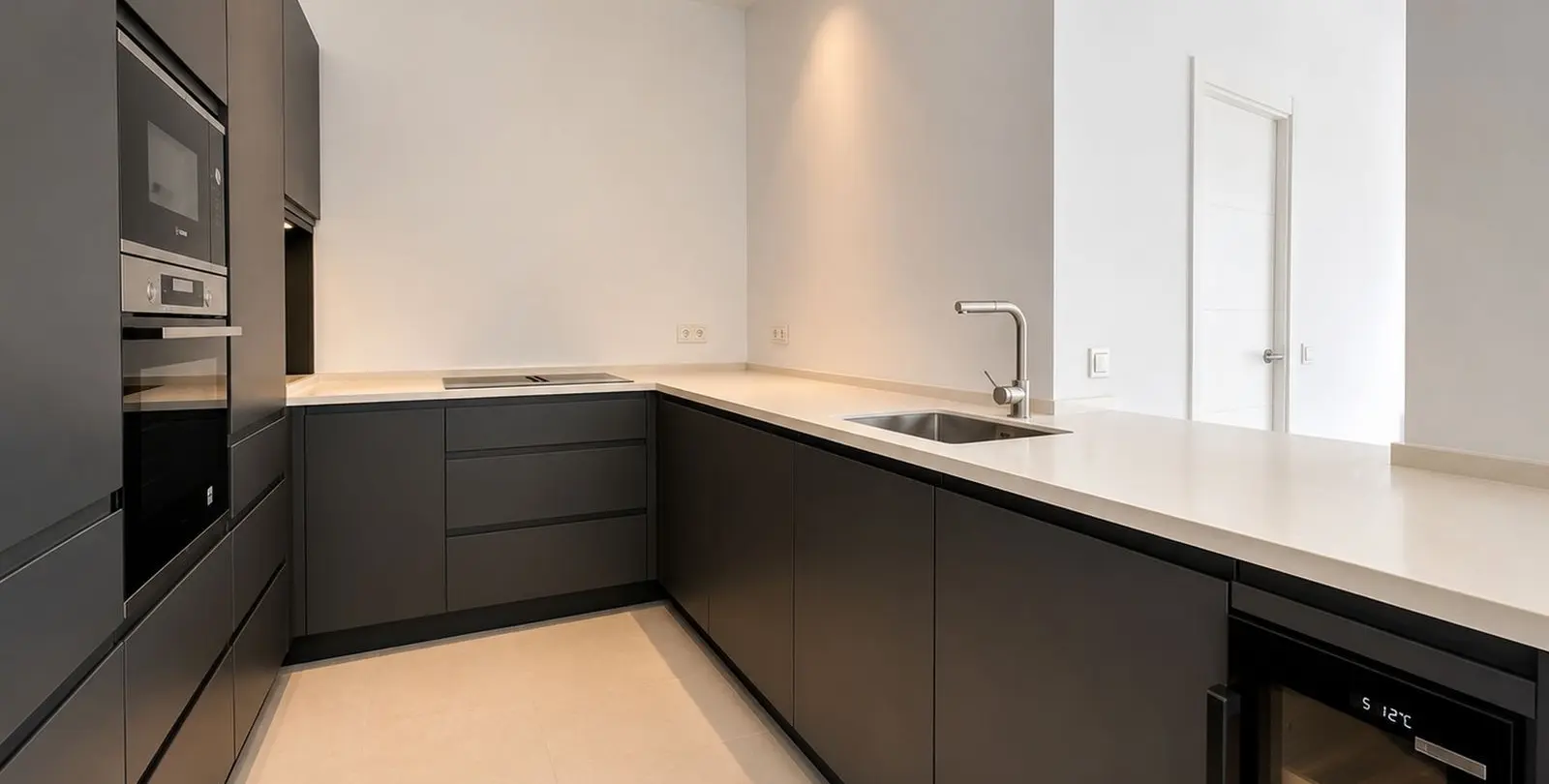 Venta de apartamento en planta baja en Los Flamingos 4
