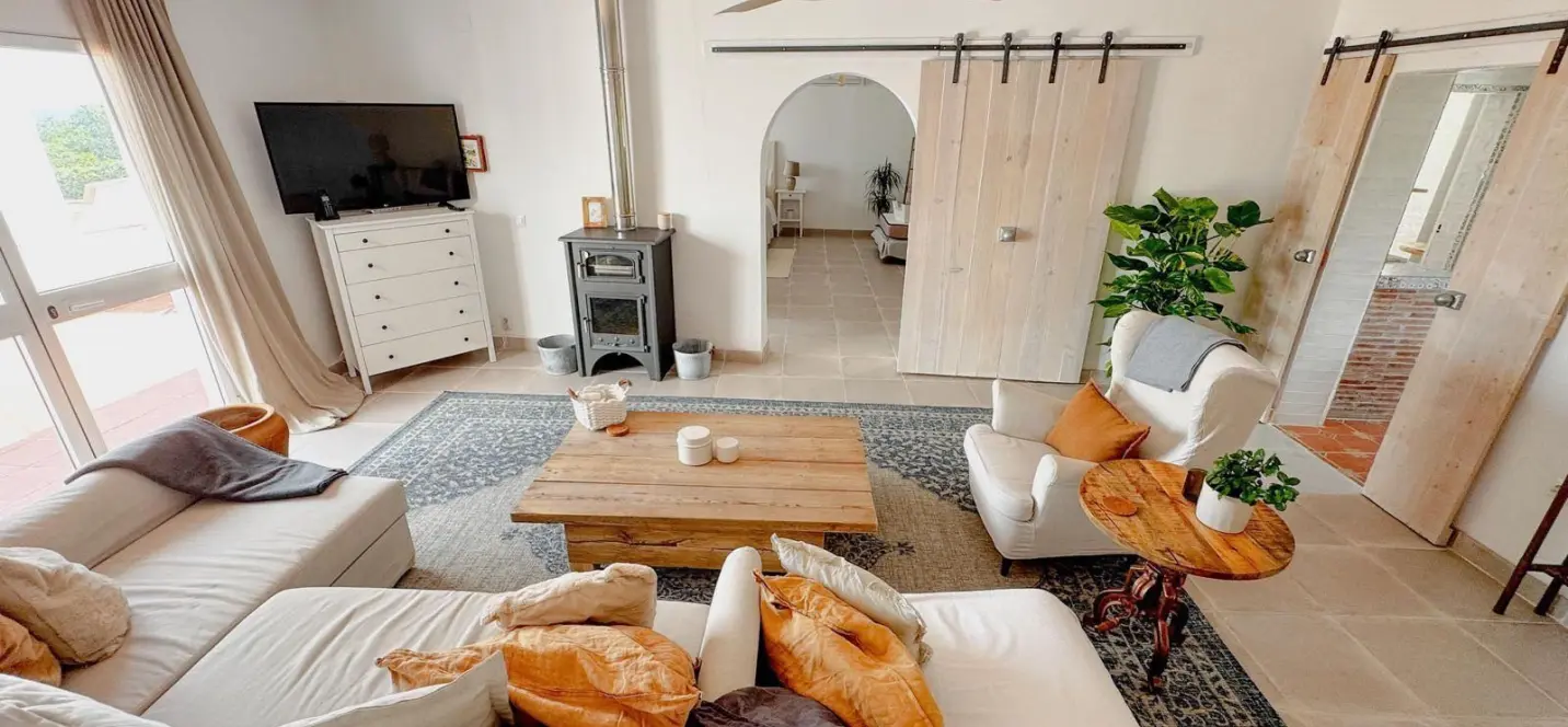 Venta de villa independiente en Nerja 2