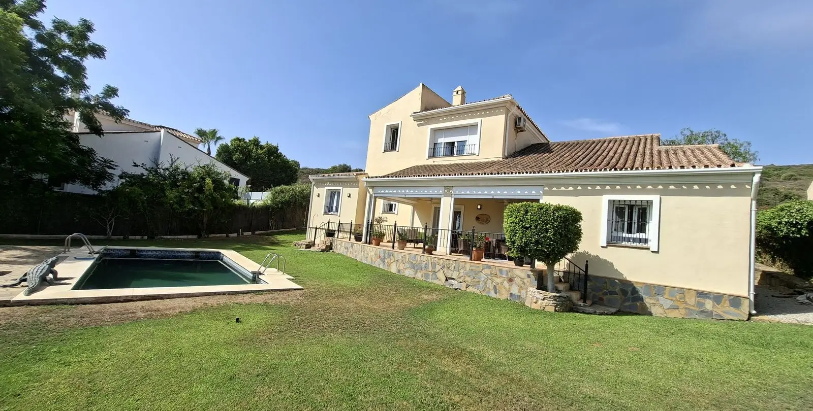 Venta de villa independiente en La Duquesa 4