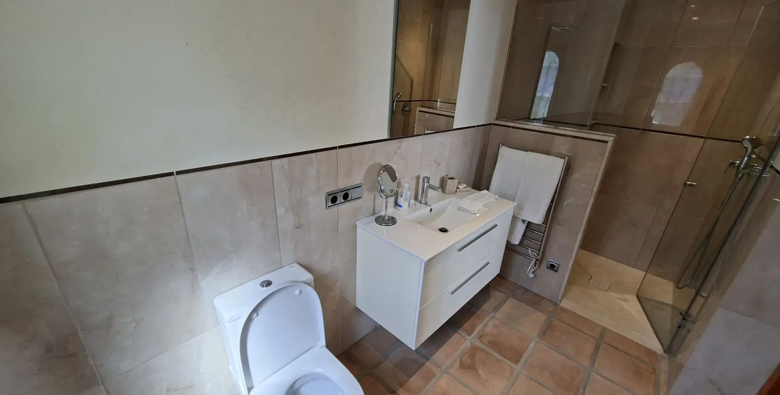 Venta de villa independiente en La Duquesa 25