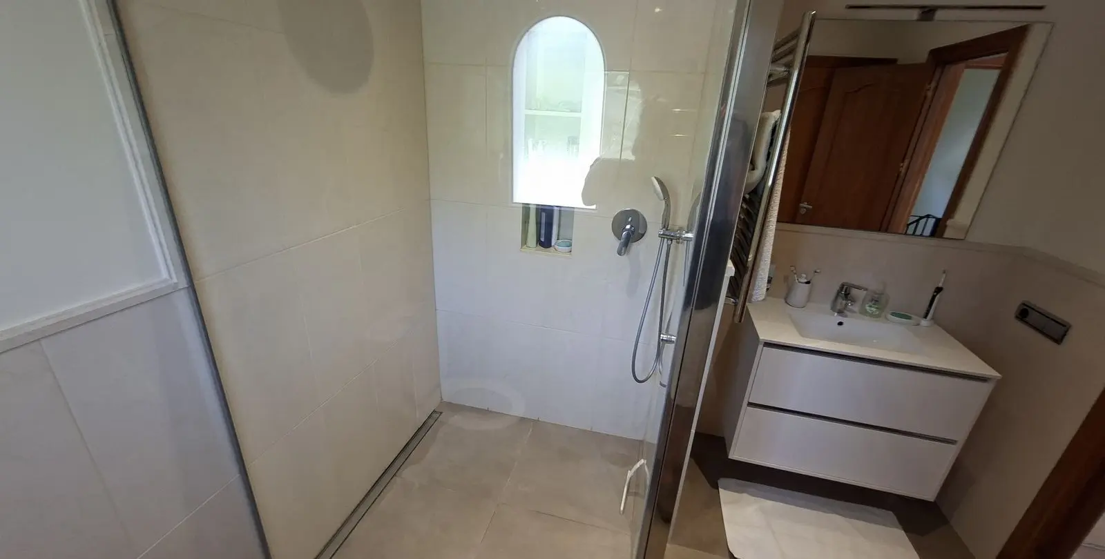 Venta de villa independiente en La Duquesa 33