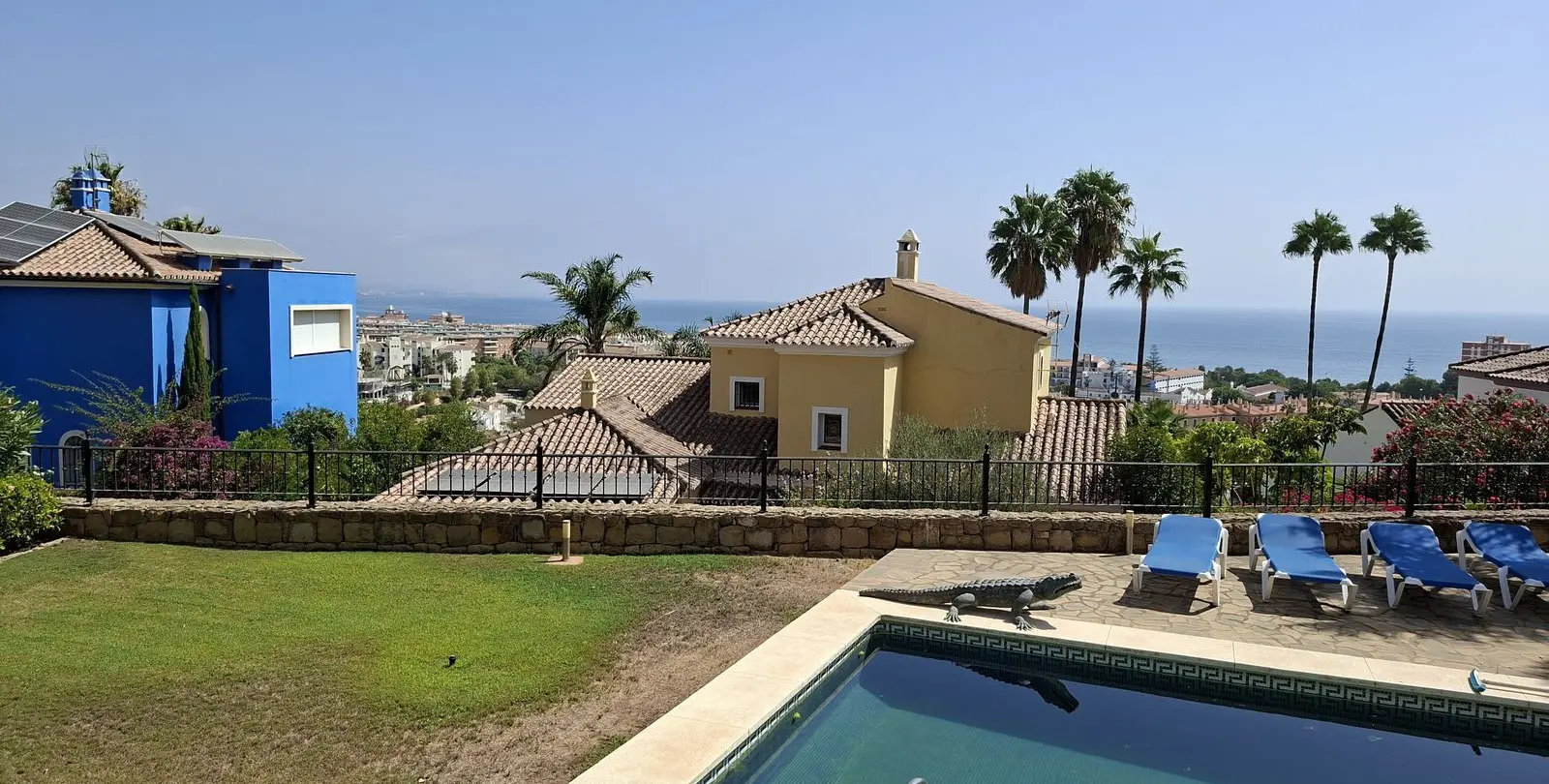 Venta de villa independiente en La Duquesa 37