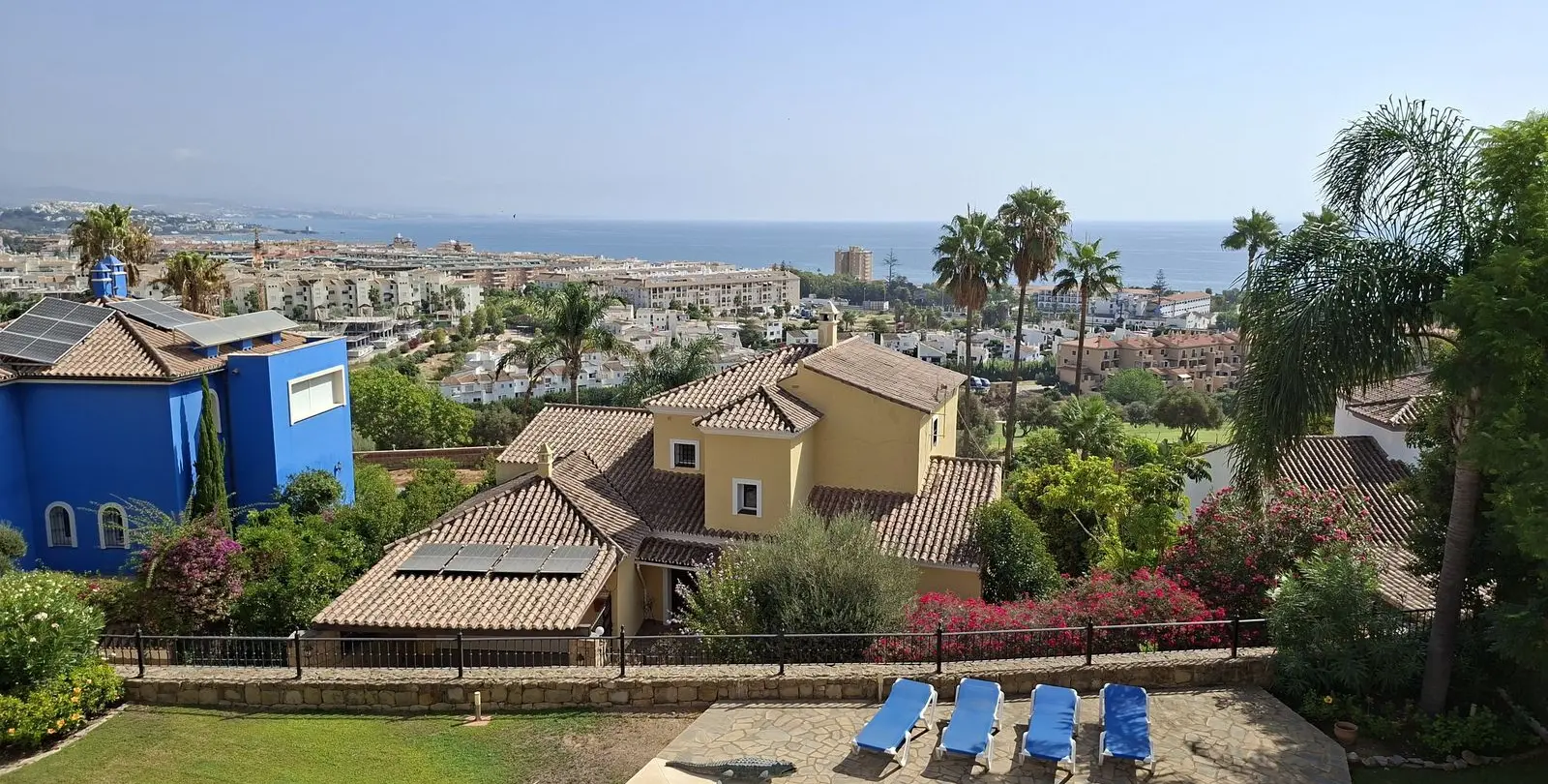 Venta de villa independiente en La Duquesa 40